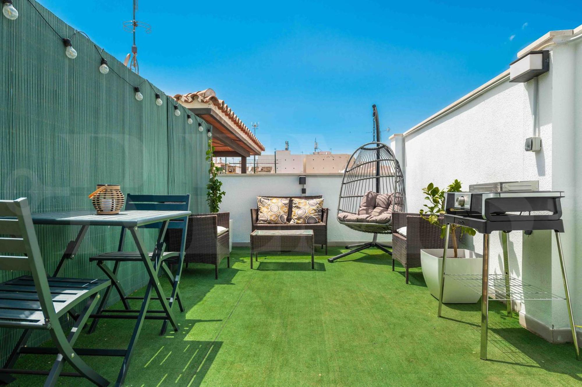 Modern Studio With Private Rooftop Terrace By Rems マラガ エクステリア 写真